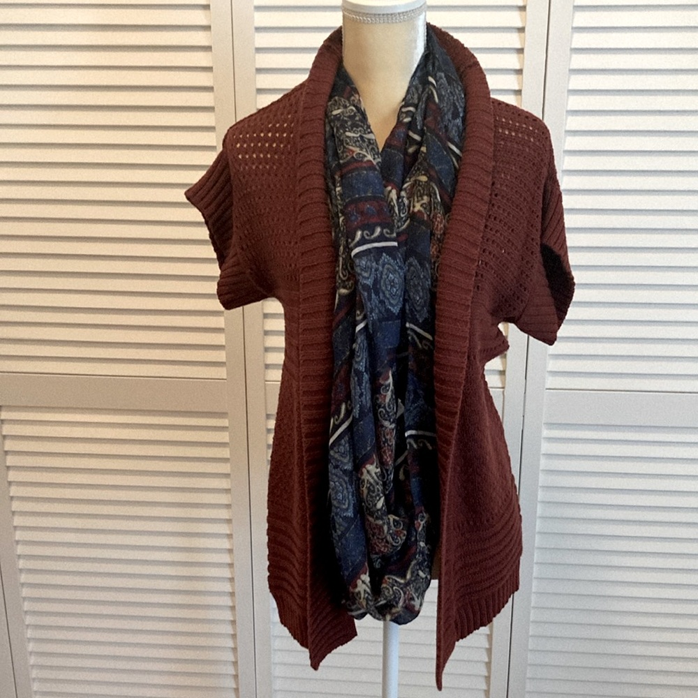 Maroon Shrug with cap sleeves